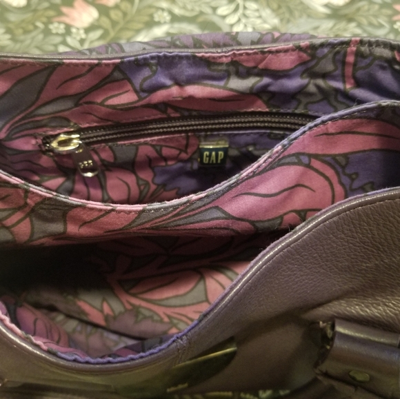 Genuine Leather GAP handbag purse - Picture 5 of 6